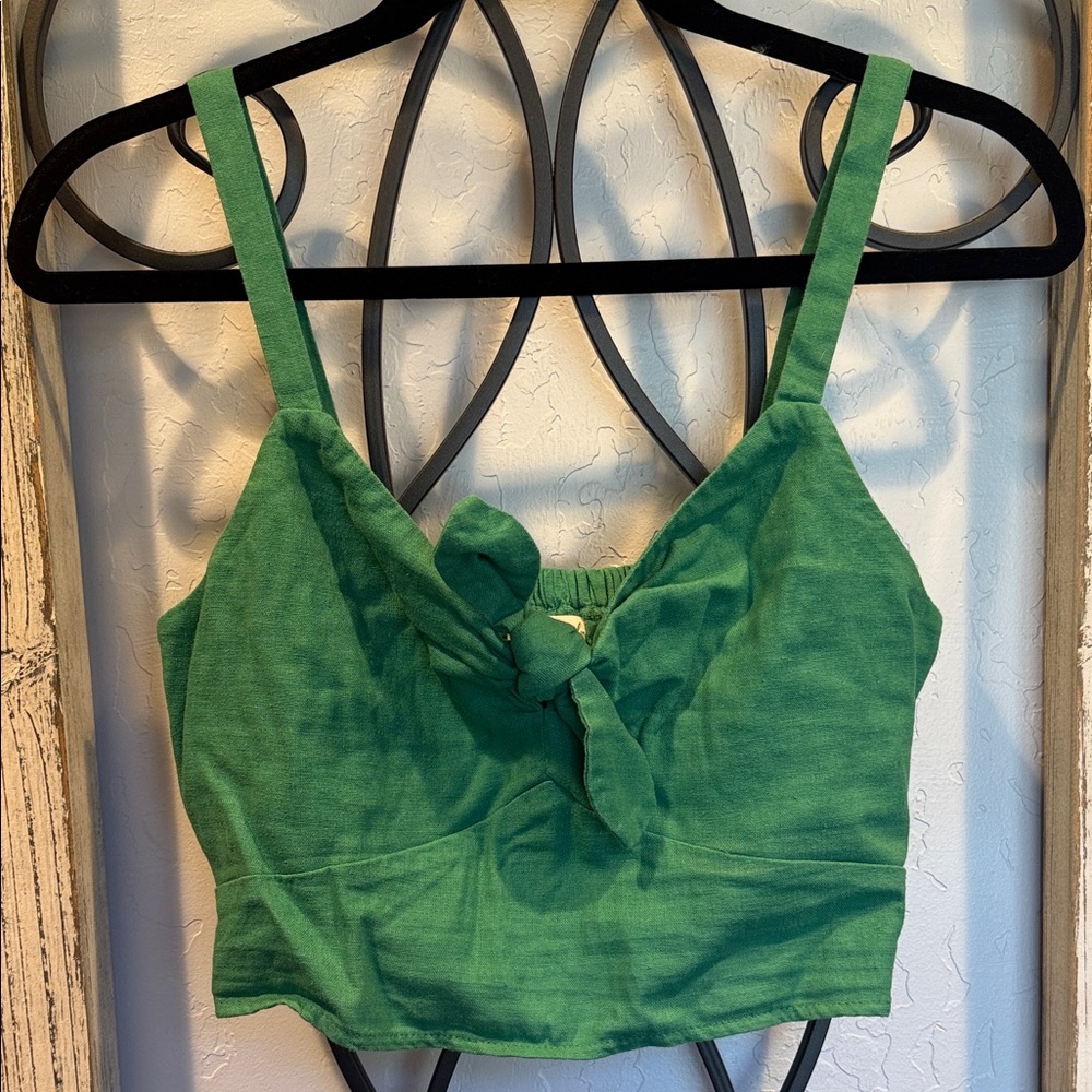 Universal Thread | Women’s Linen Cropped Green Top | Size XS